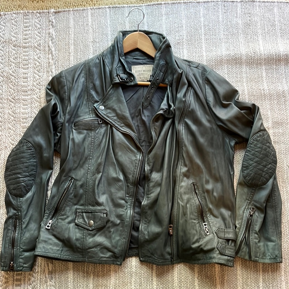 Women’s Lucky brand leather jacket sz XL